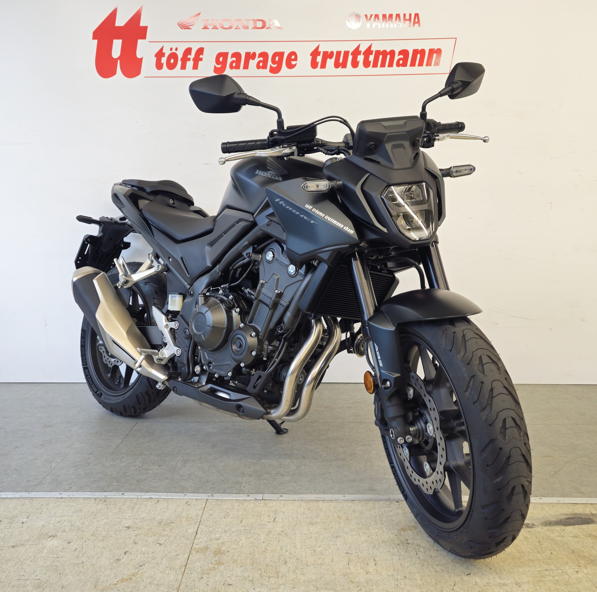 HONDA CB 500 Hornet-showroom-element-2