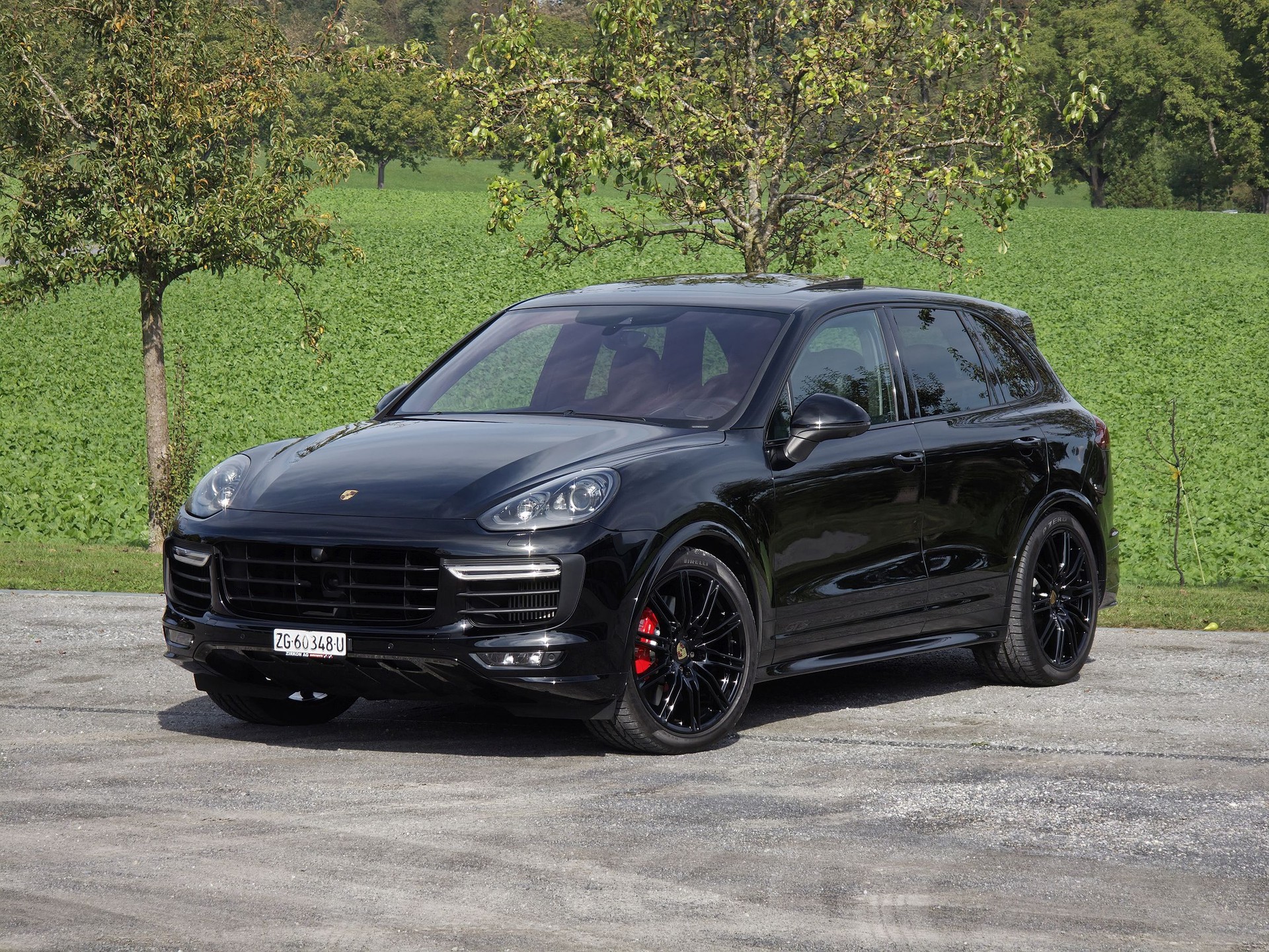 PORSCHE Cayenne GTS-image-1