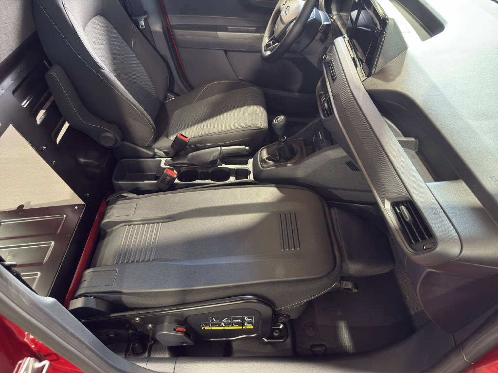 FORD Transit Courier Van 1.0 EcoBoost 100 PS Trend-image-15
