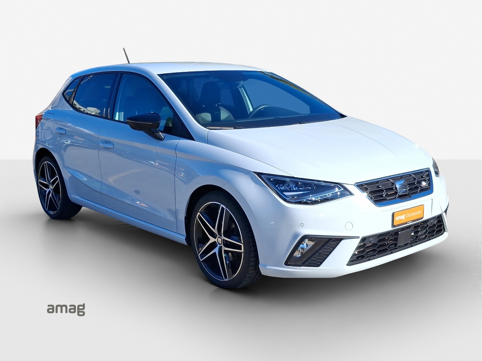 SEAT Ibiza 1.0 EcoTSI Hola FR DSG-image-5