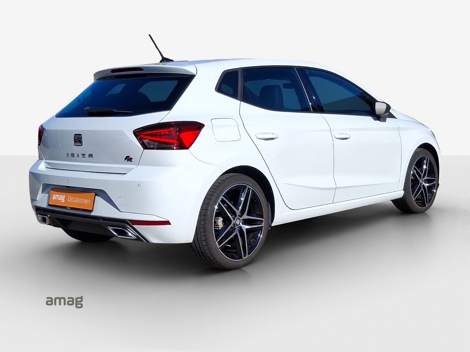 SEAT Ibiza 1.0 EcoTSI Hola FR DSG-image-4