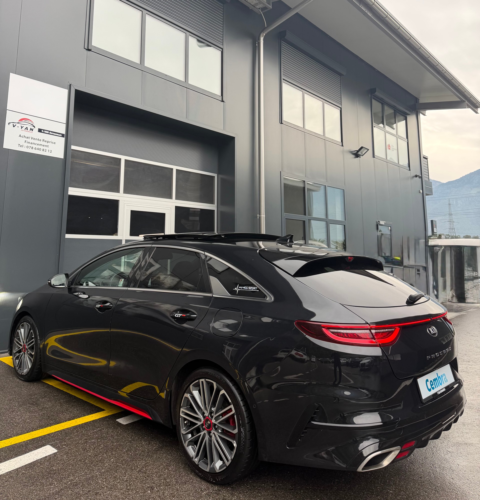 KIA ProCeed 1.6 T-GDi GT DCT-image-4