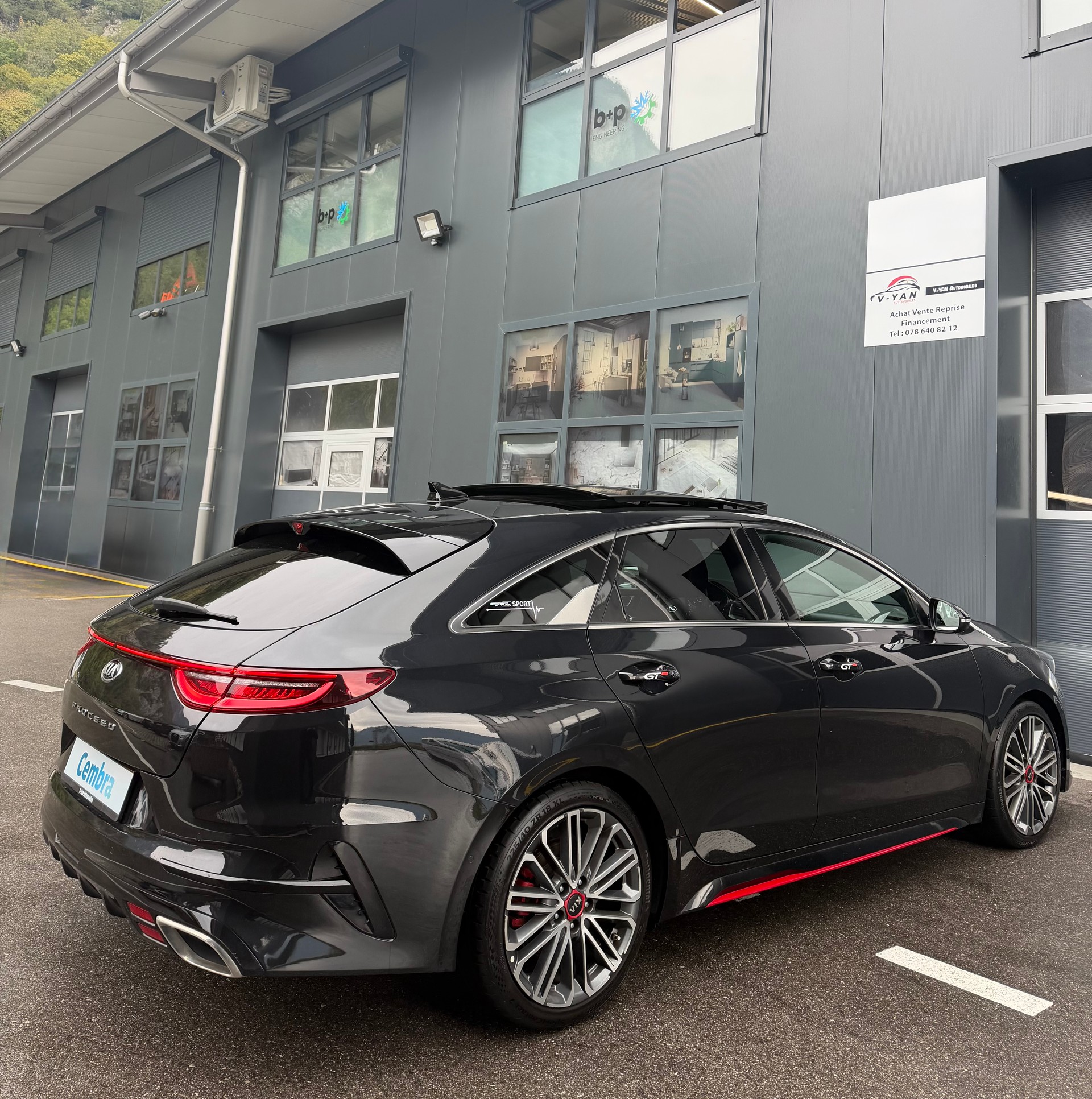 KIA ProCeed 1.6 T-GDi GT DCT-image-6