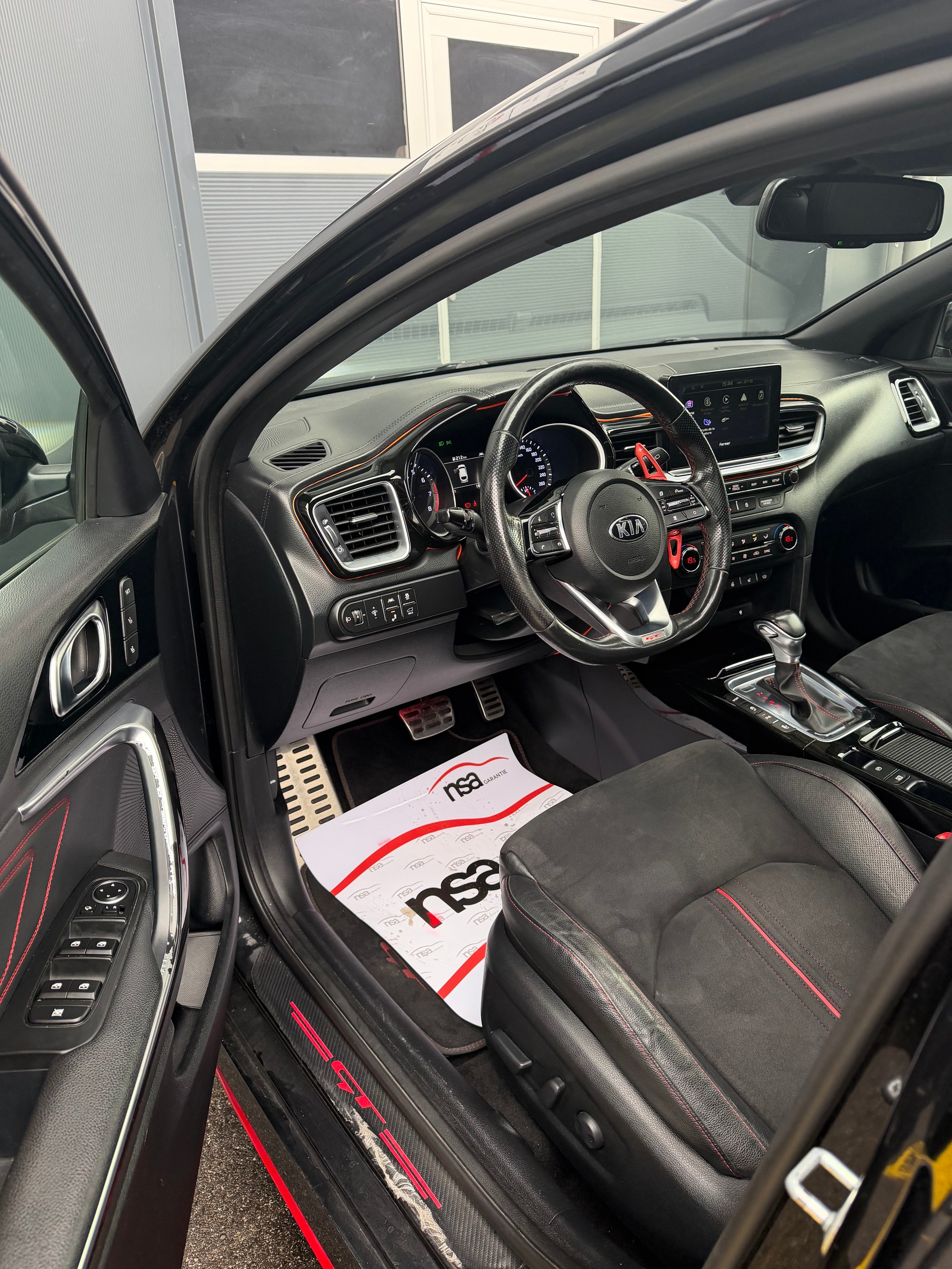 KIA ProCeed 1.6 T-GDi GT DCT-image-12
