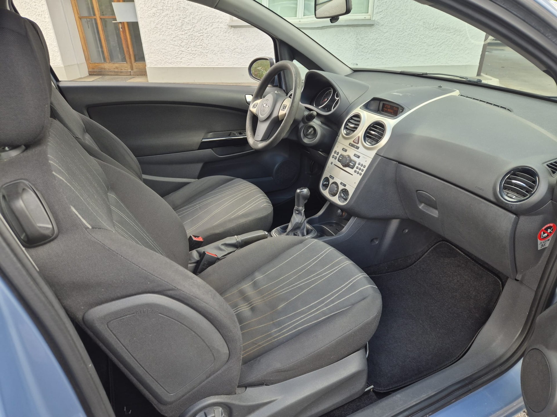 OPEL Corsa 1.2 TP-image-10