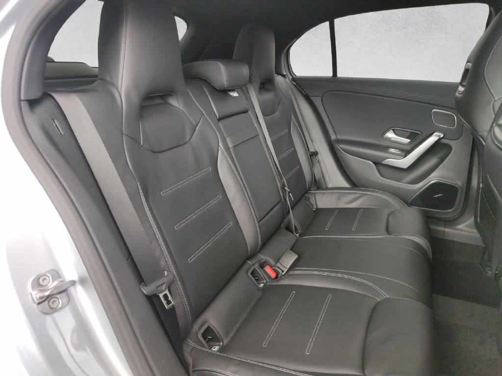 MERCEDES-BENZ A 45 S AMG 4matic+-image-13