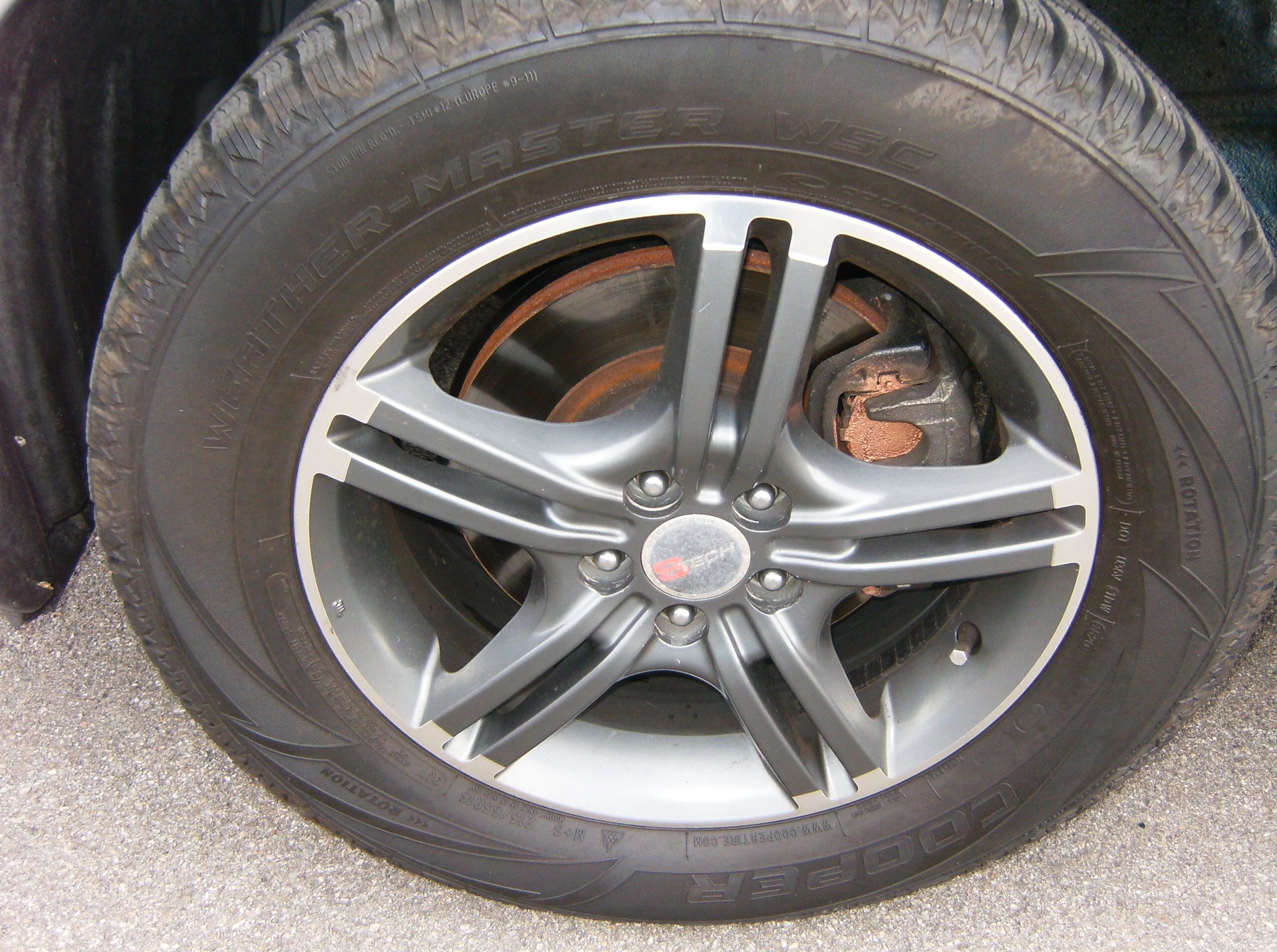 SUBARU Forester 2.0i Swiss-image-10