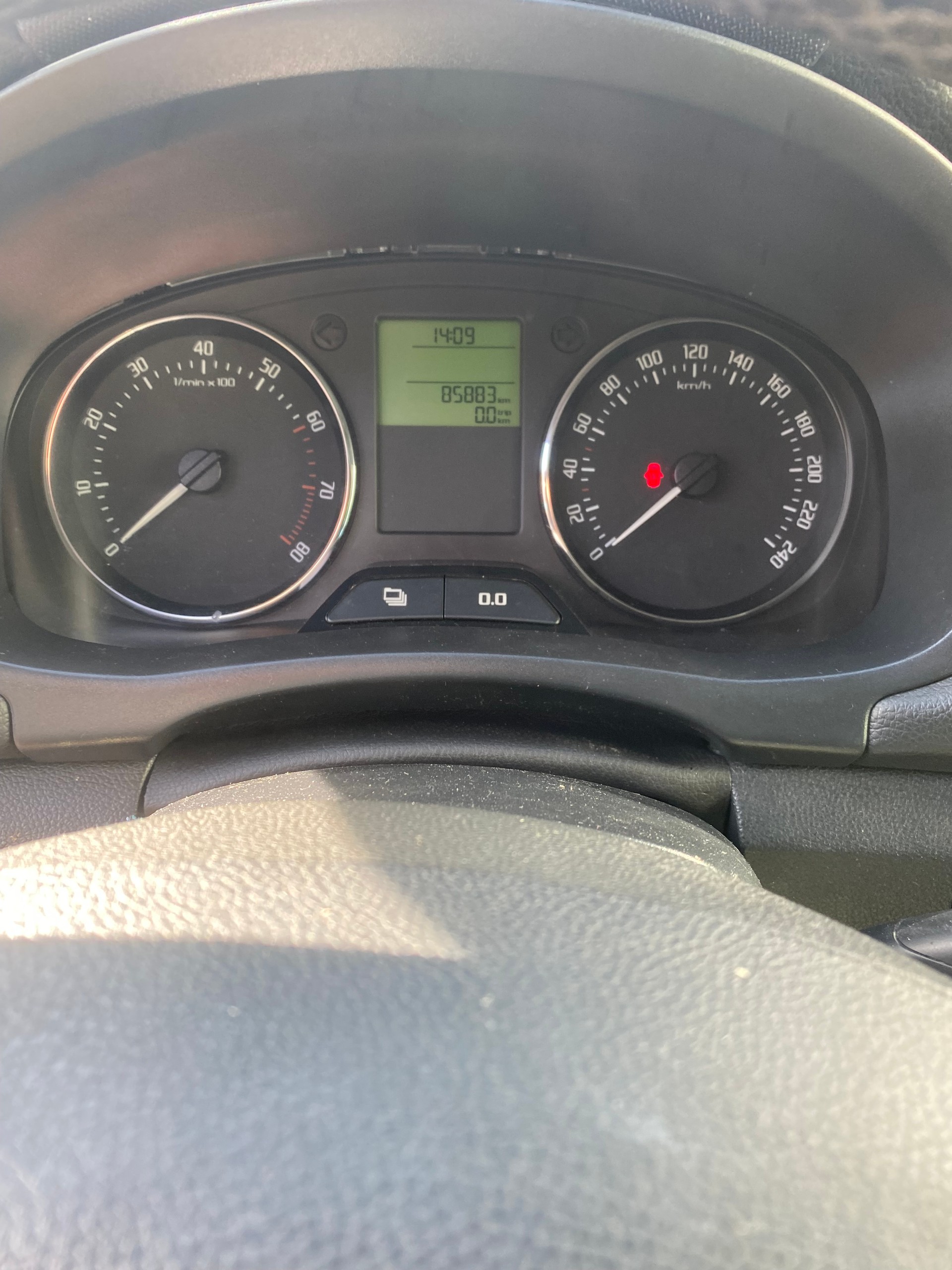 SKODA Fabia 1.2 TSI Monte Carlo-image-2