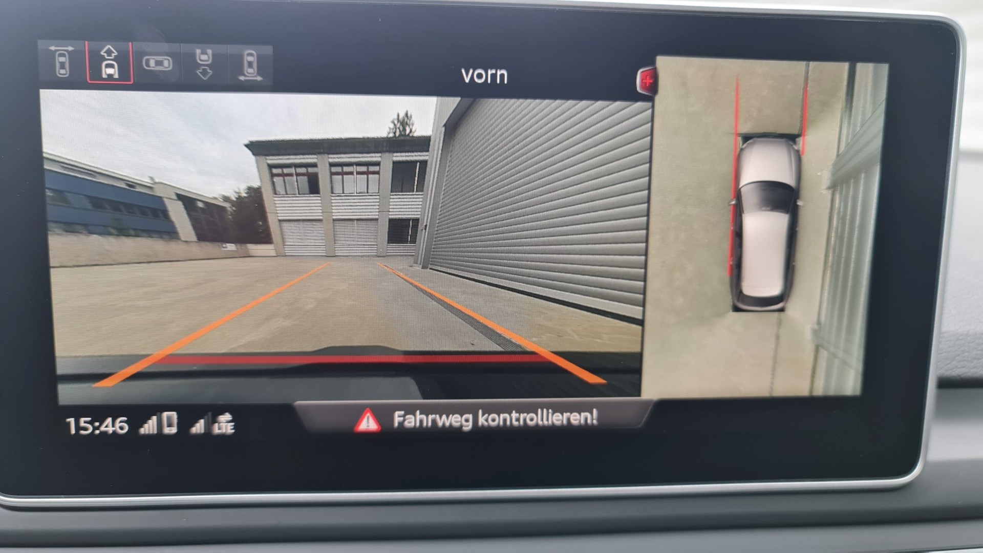 AUDI A4 Avant 2.0 TFSI Design quattro S-tronic-image-10