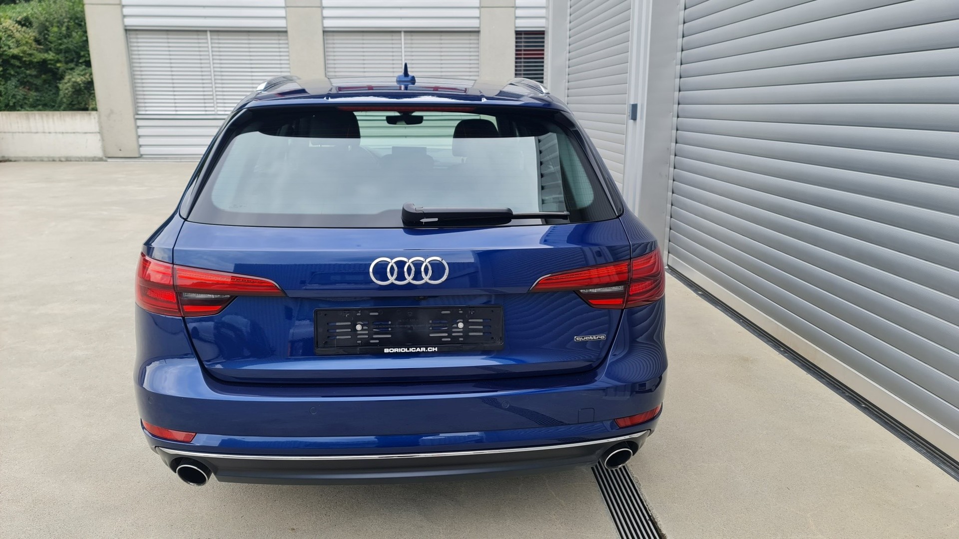 AUDI A4 Avant 2.0 TFSI Design quattro S-tronic-image-4