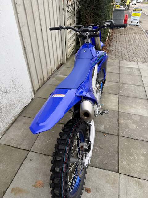 YAMAHA YZF250 2024-image-9