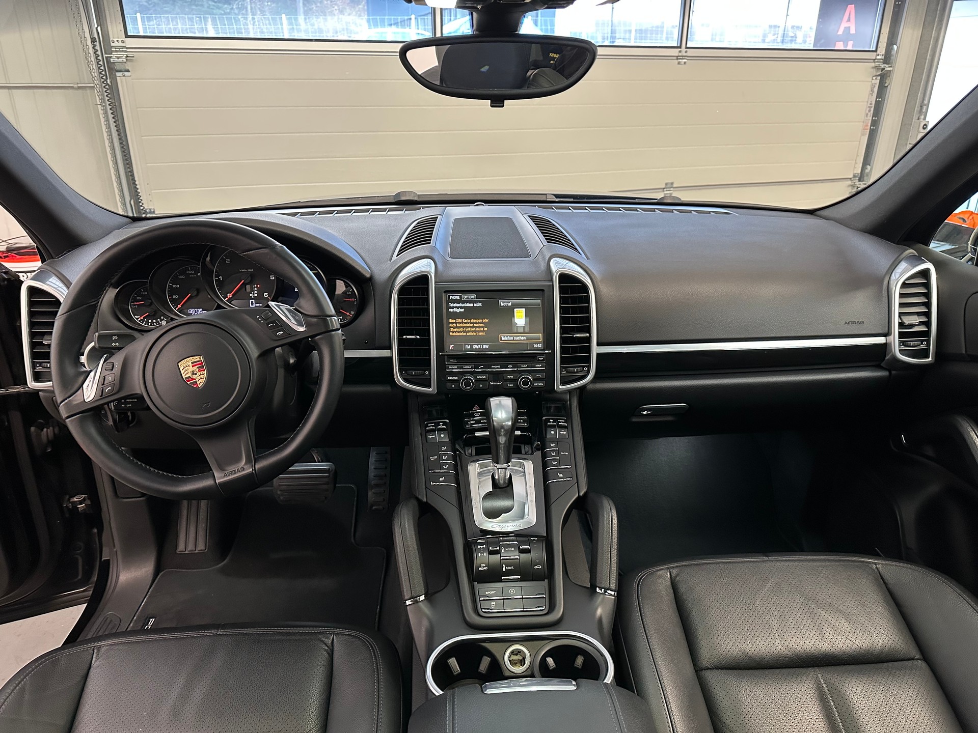 PORSCHE Cayenne Diesel BLACK EDITION-image-5