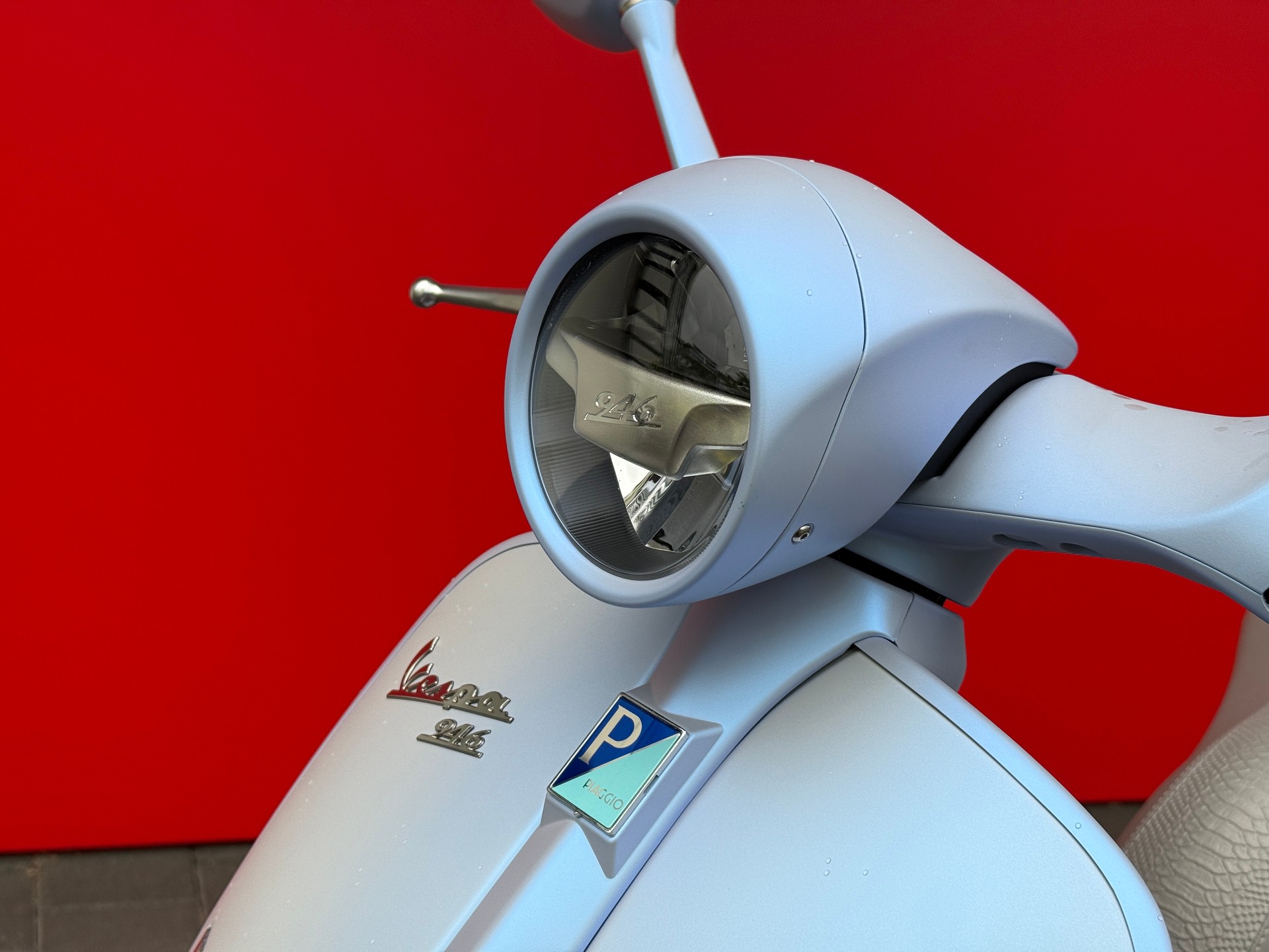 PIAGGIO Vespa 946 Snake-image-4
