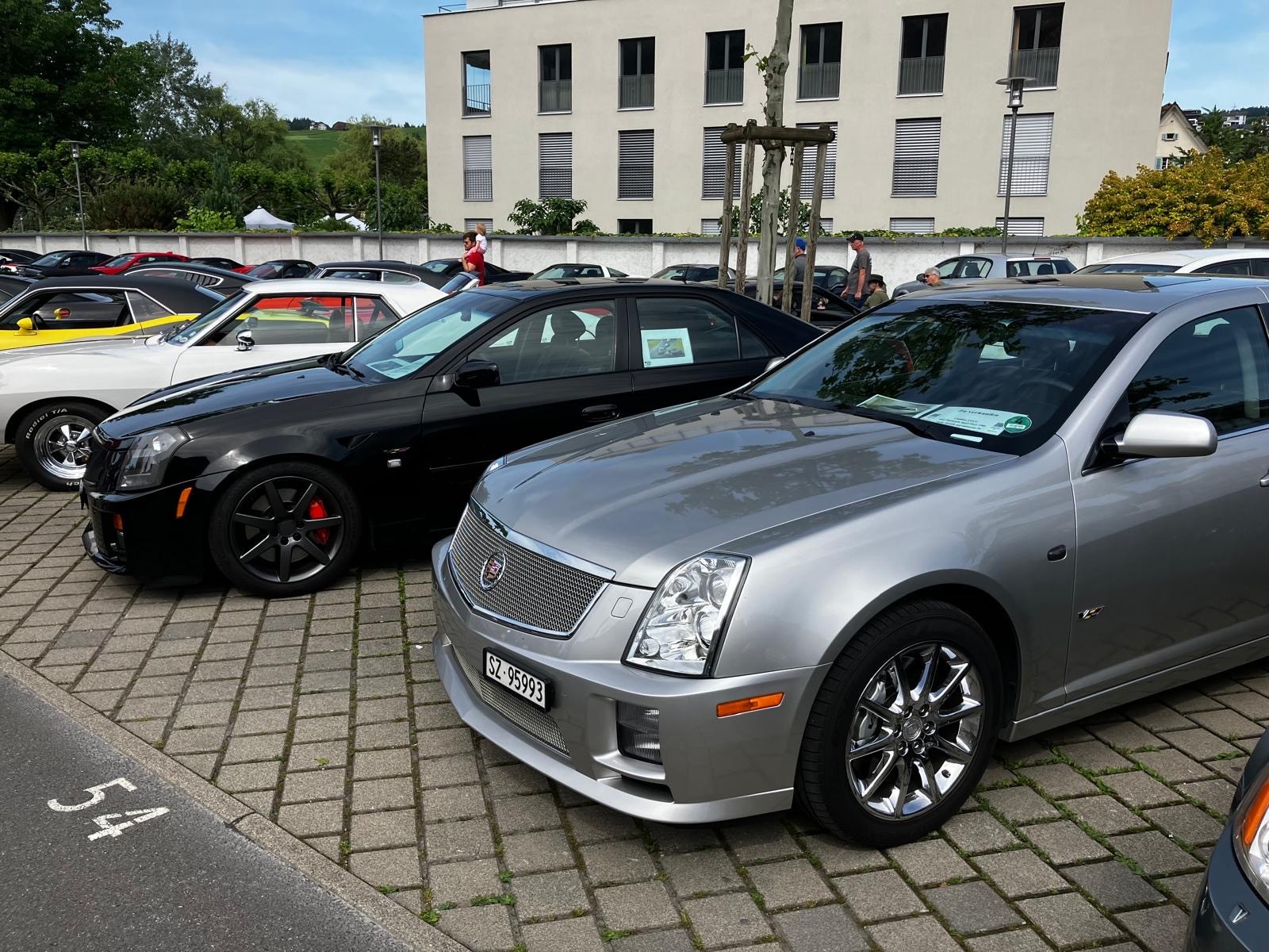 CADILLAC STS - V