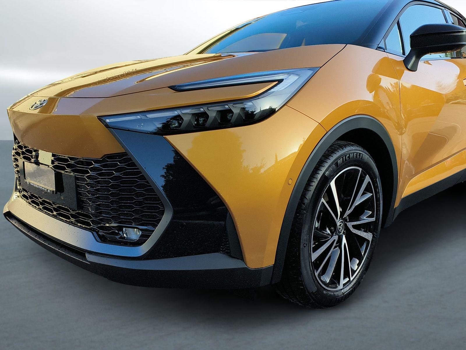 TOYOTA C-HR 2.0 PHEV Style Premiere-image-3