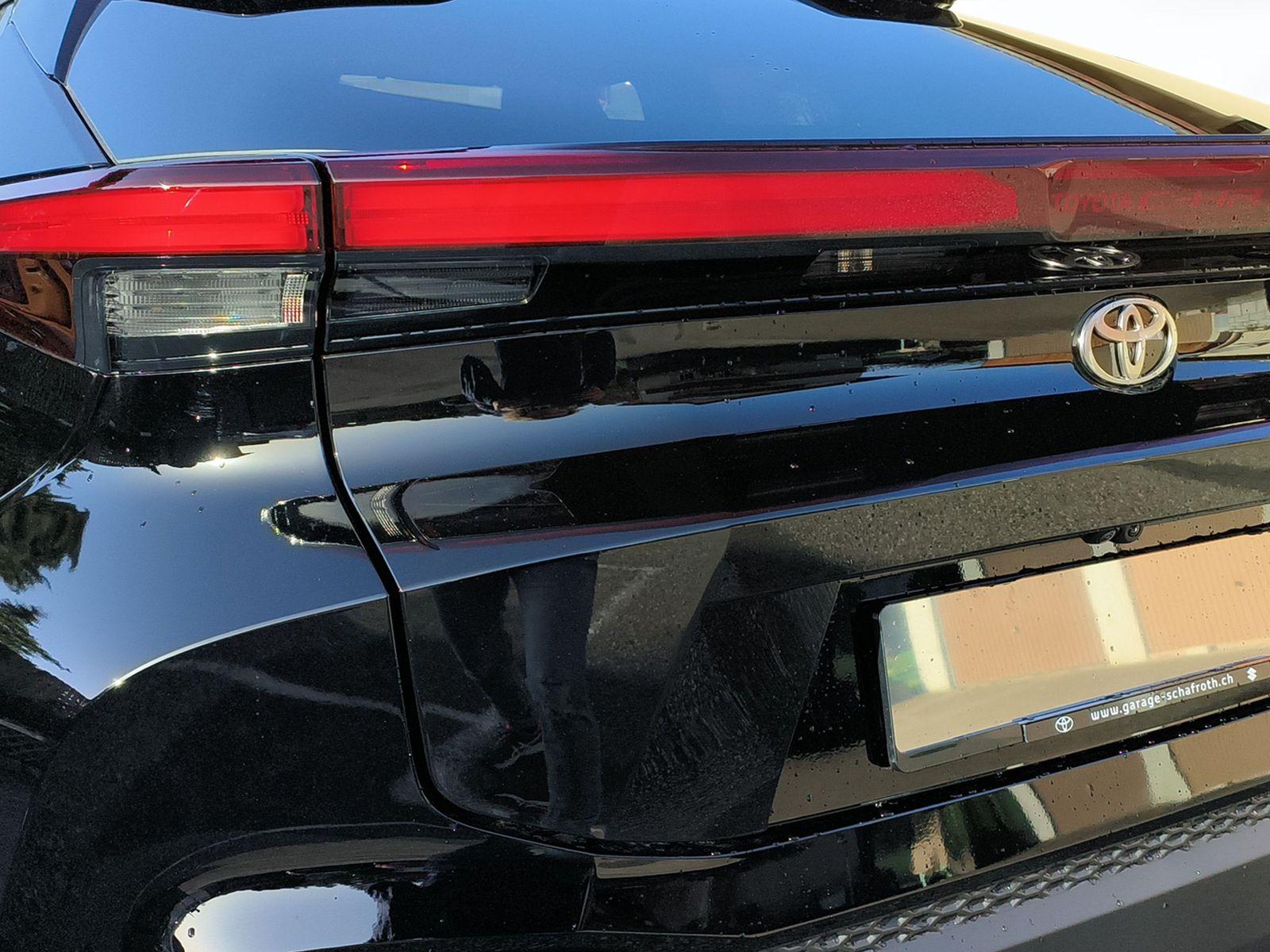 TOYOTA C-HR 2.0 PHEV Style Premiere-image-7
