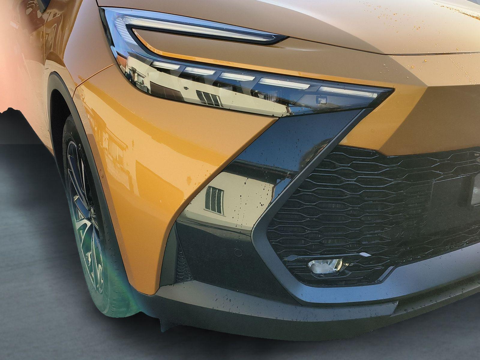 TOYOTA C-HR 2.0 PHEV Style Premiere-image-14