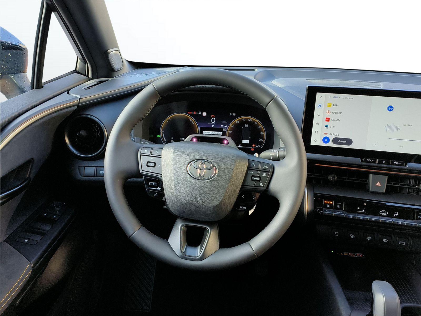 TOYOTA C-HR 2.0 PHEV Style Premiere-image-10
