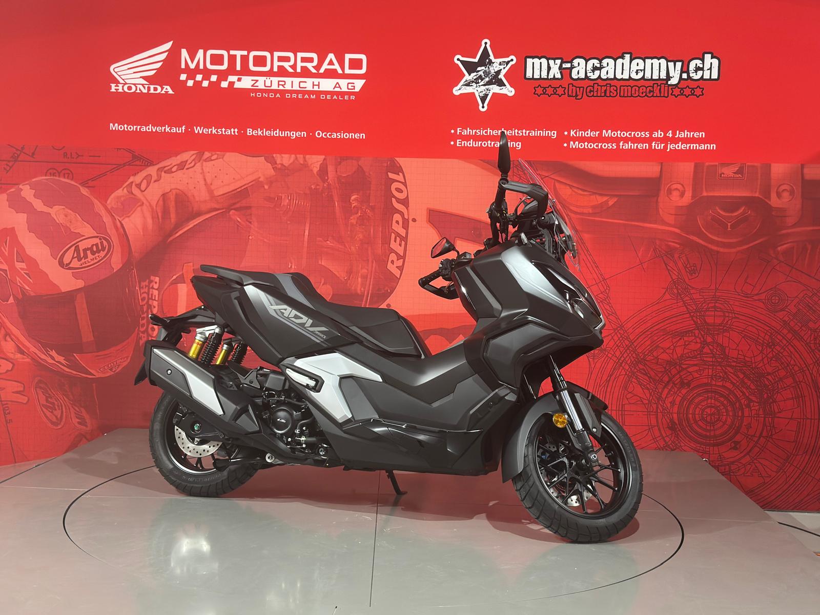 HONDA ADV 350 **Ruthenium Silver**Neufahrzeug-image-8
