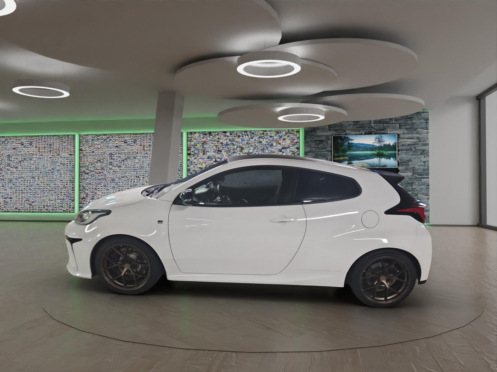 TOYOTA GR Yaris 1.6 Turbo Sport 4x4-image-1