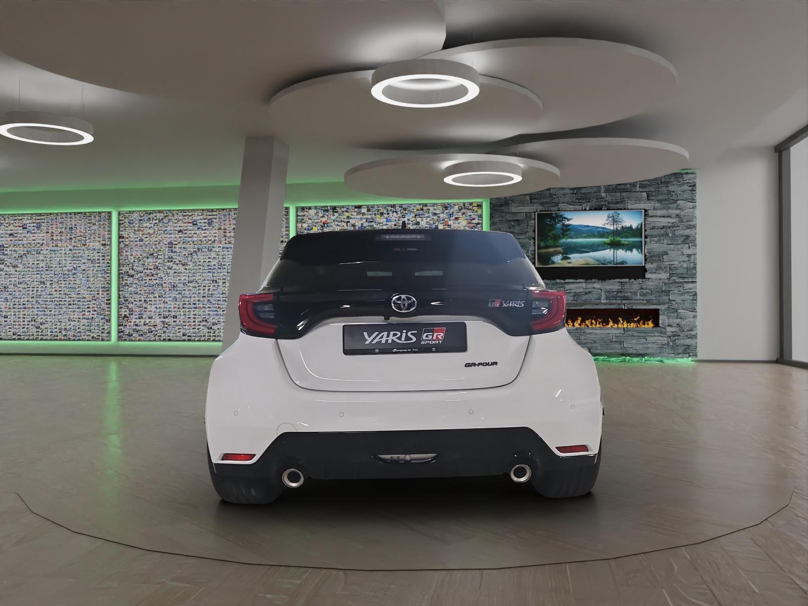 TOYOTA GR Yaris 1.6 Turbo Sport 4x4-image-2