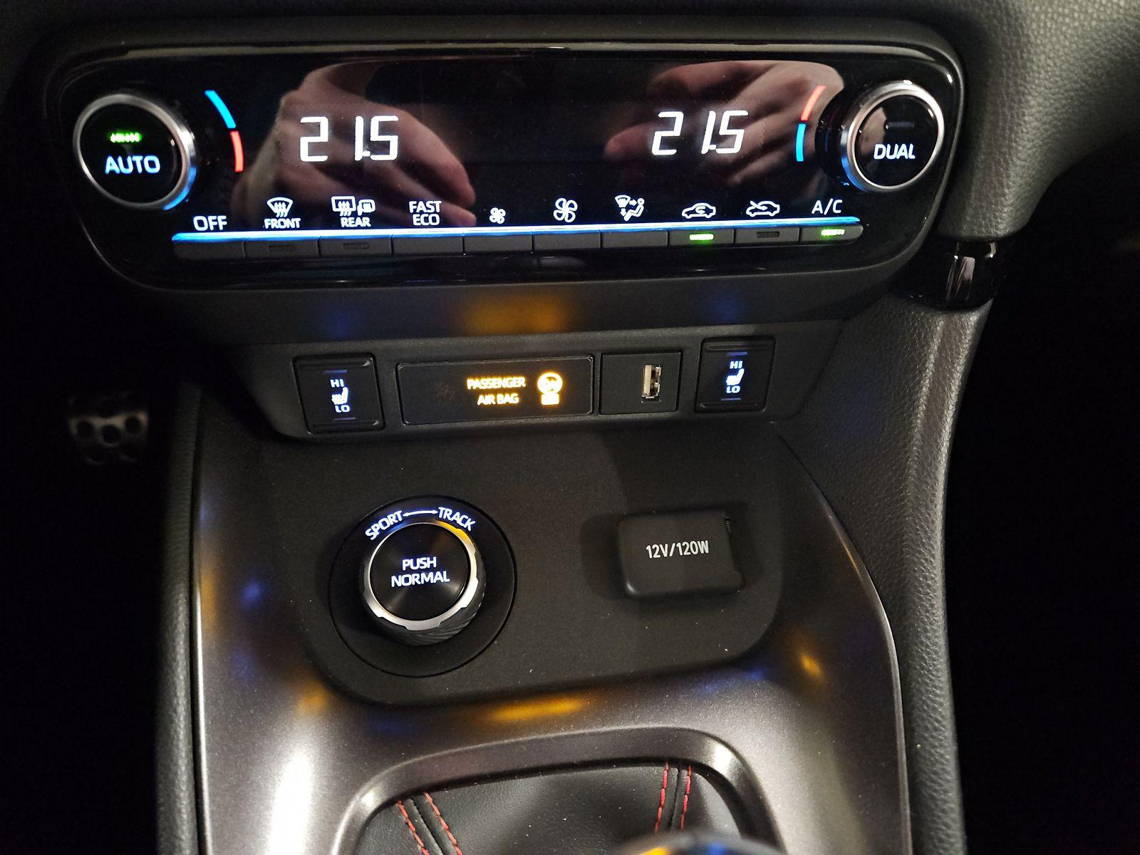 TOYOTA GR Yaris 1.6 Turbo Sport 4x4-image-15