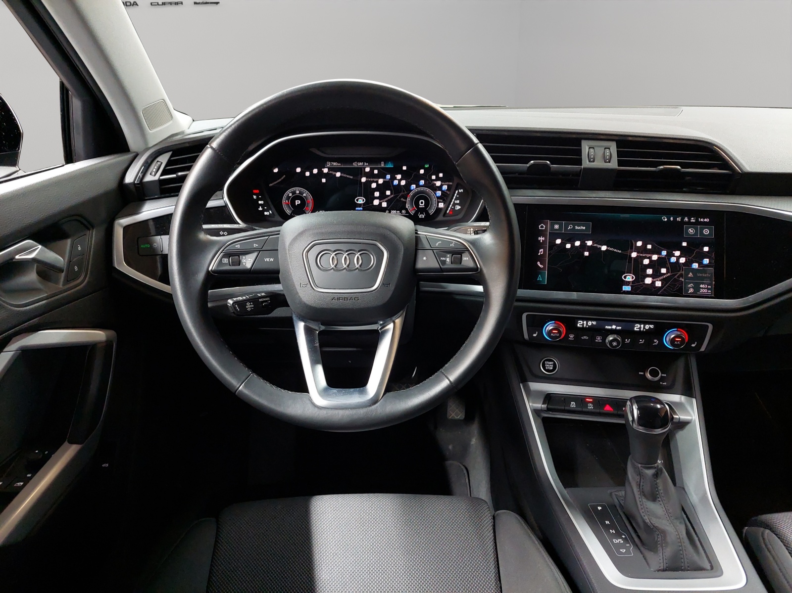 AUDI Q3 35 TDI S line quattro S-tronic-image-6
