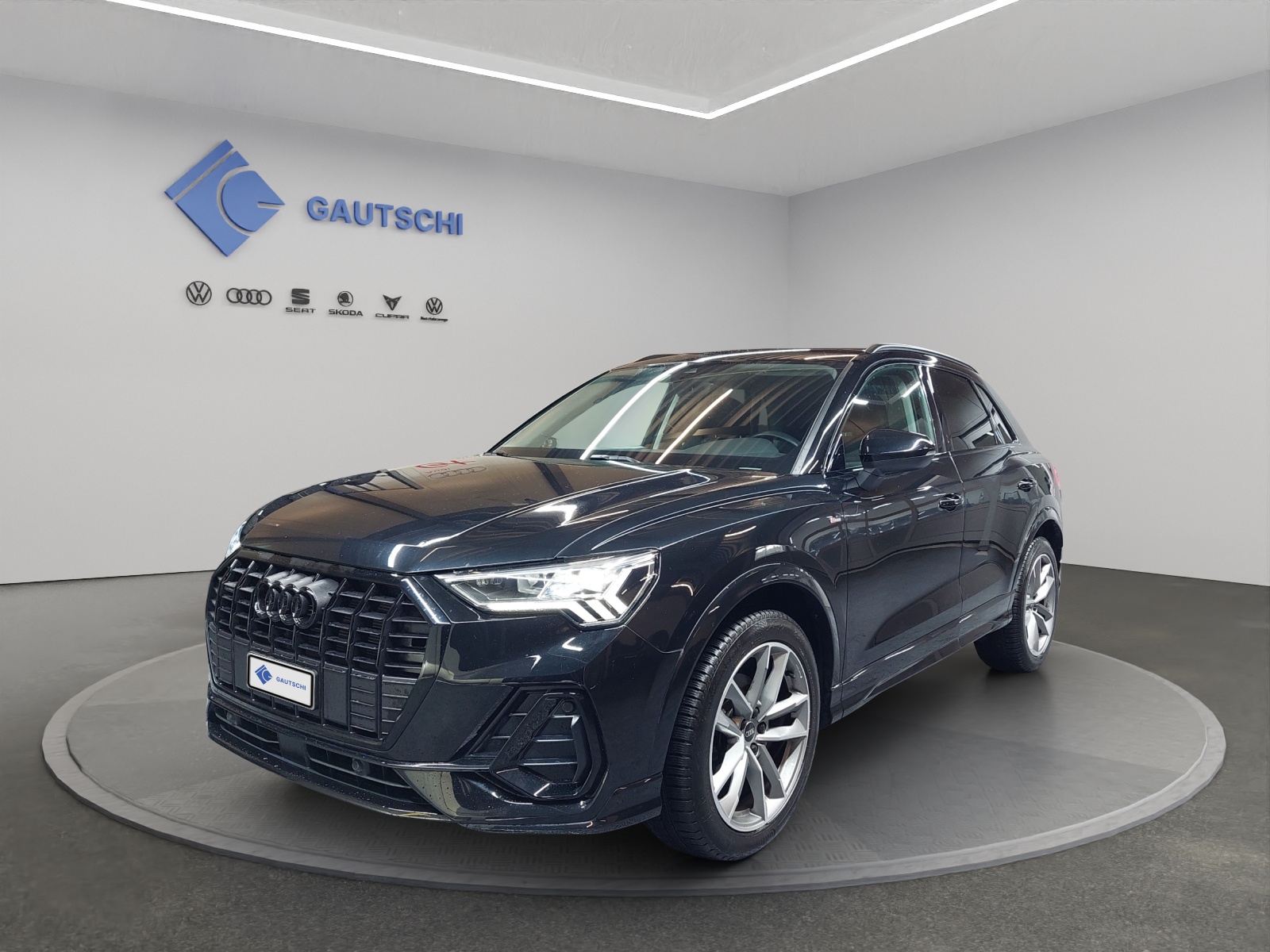 AUDI Q3 35 TDI S line quattro S-tronic-image-0