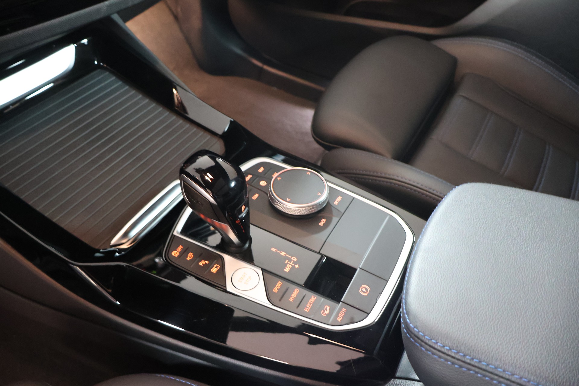 BMW X3 xDrive 30e M Sport-image-13