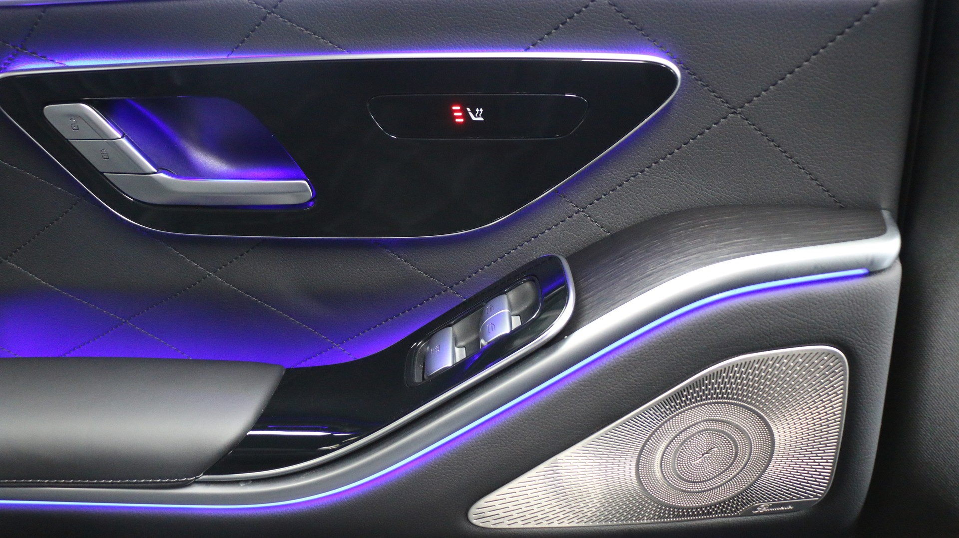 MERCEDES-BENZ S 350 d 4Matic AMG Line-image-9