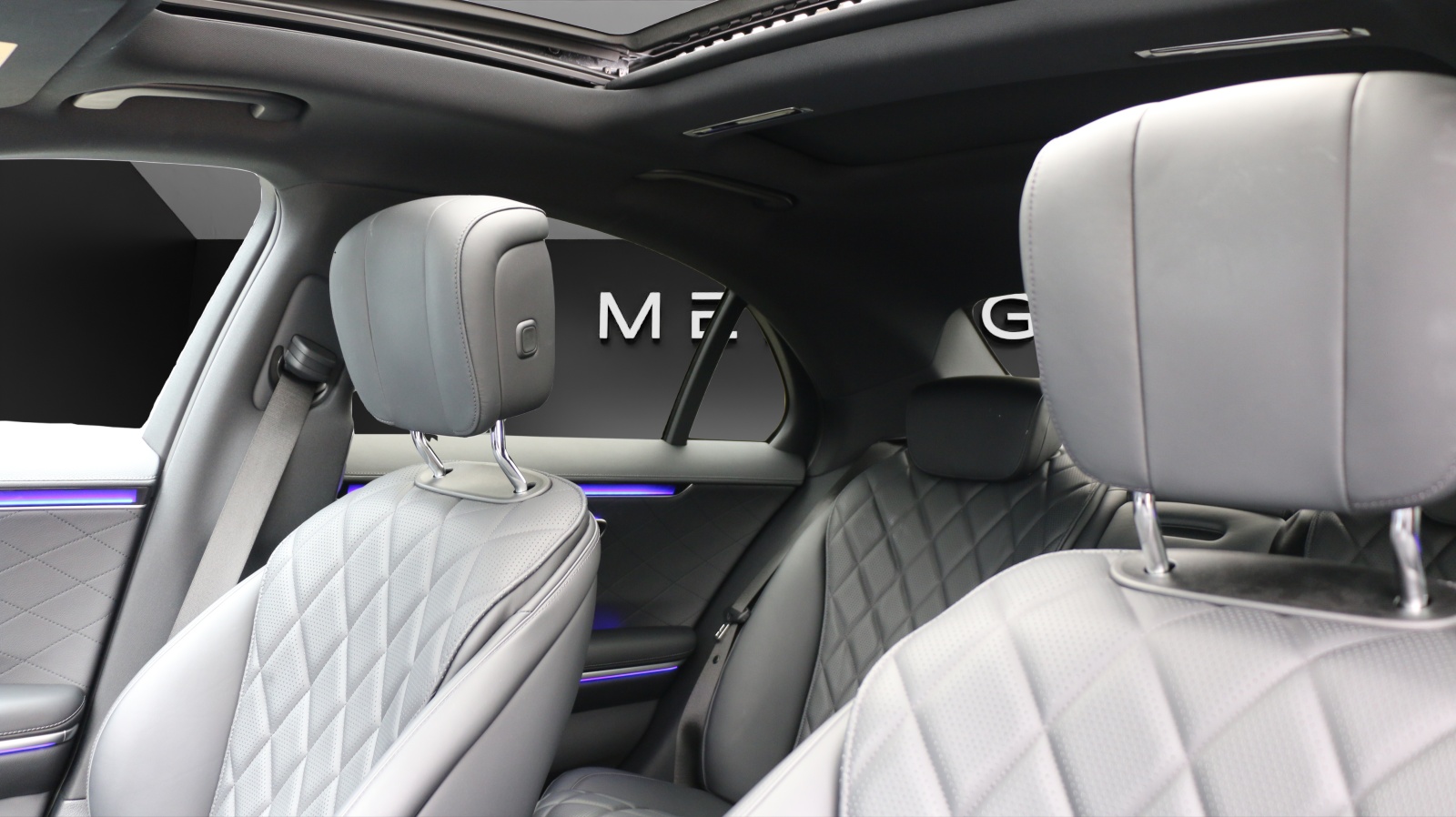 MERCEDES-BENZ S 350 d 4Matic AMG Line-image-10