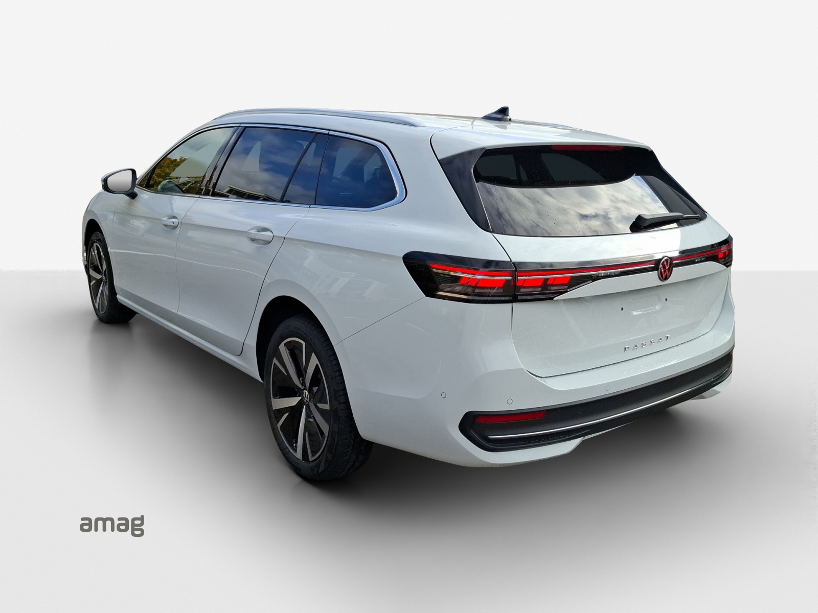 VW Passat Variant 2.0 TDI evo Business DSG-image-2