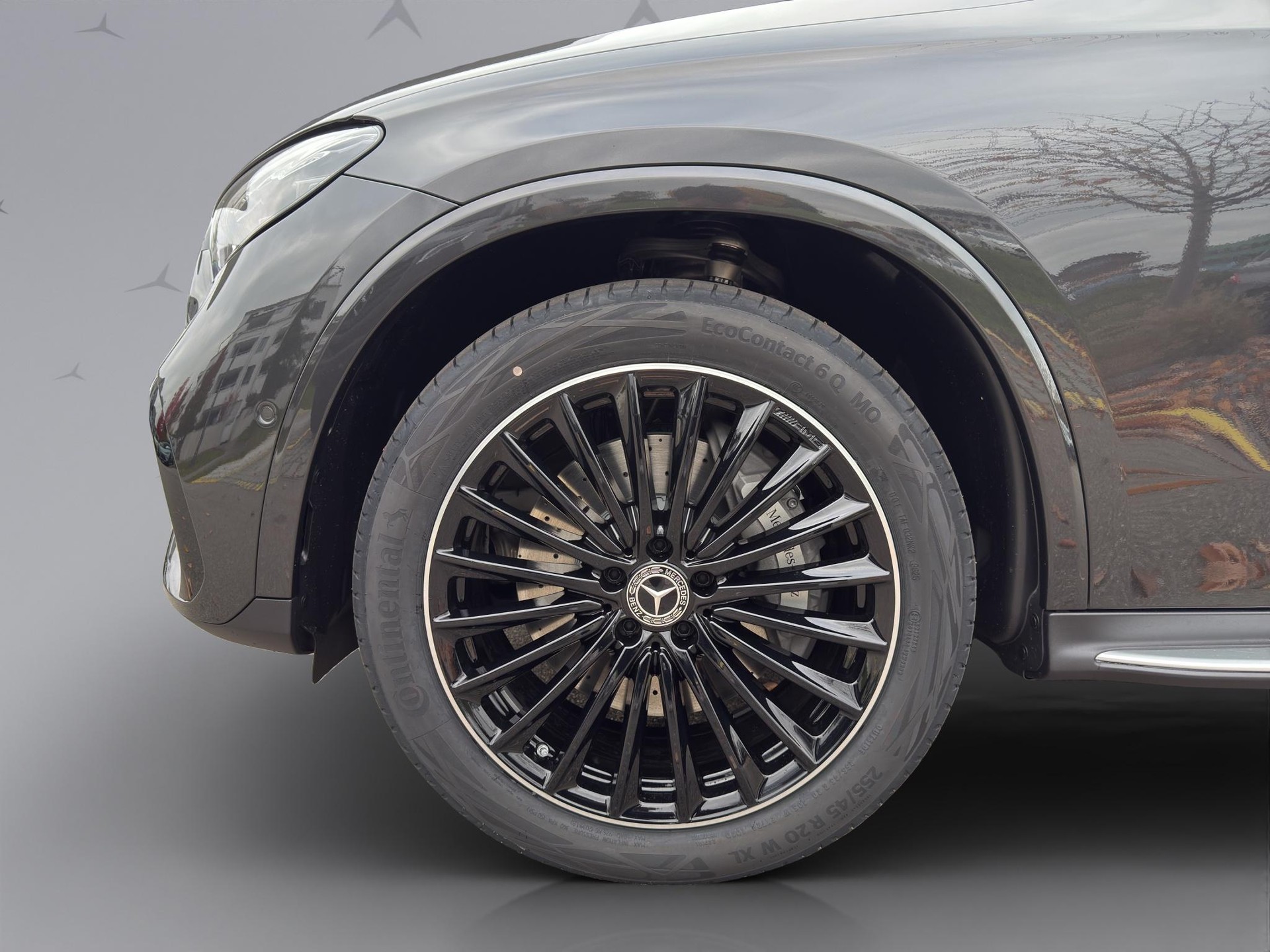 MERCEDES-BENZ GLC 220 d AMG Line 4matic-image-2