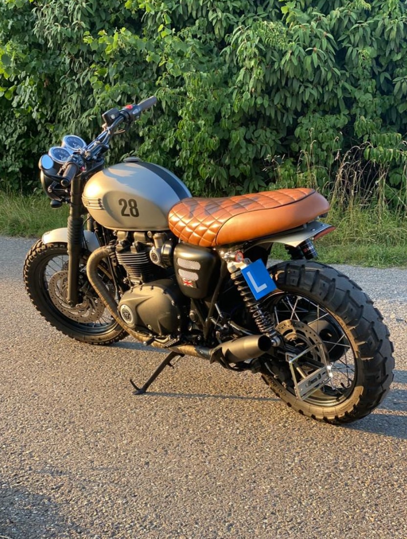 TRIUMPH Bonneville T120 ABS-image-4