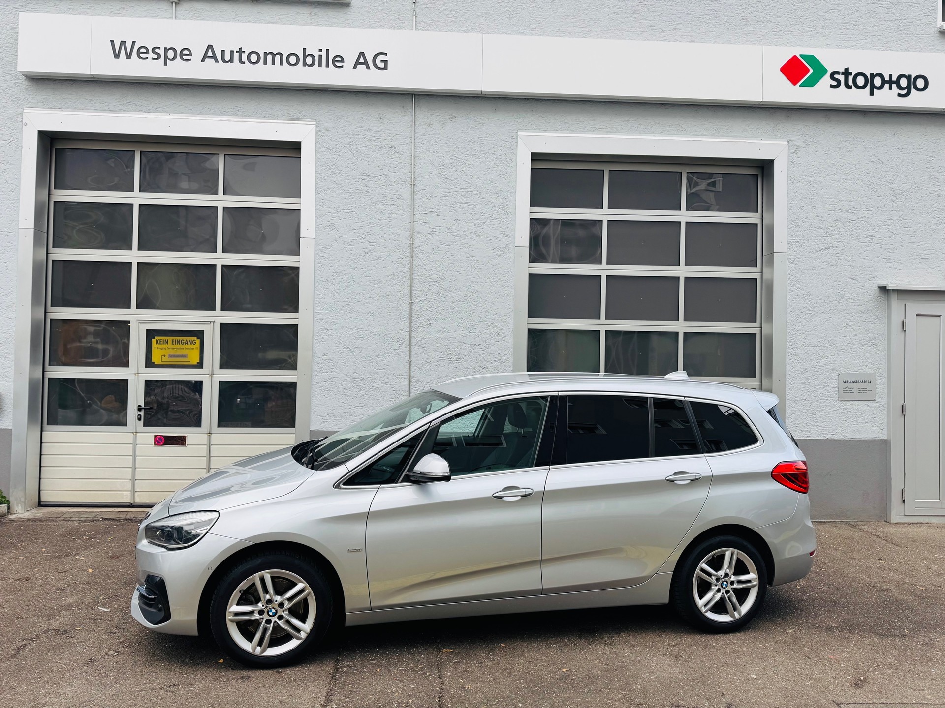 BMW 218d xDrive Gran Tourer Steptronic Luxury Line-image-1