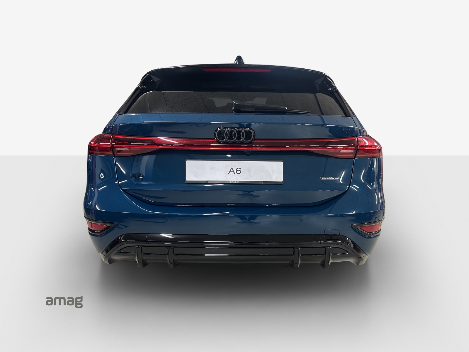 AUDI A6 Avant e-tron quattro-image-3
