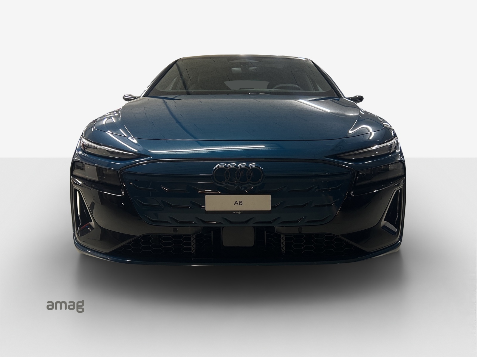 AUDI A6 Avant e-tron quattro-image-6