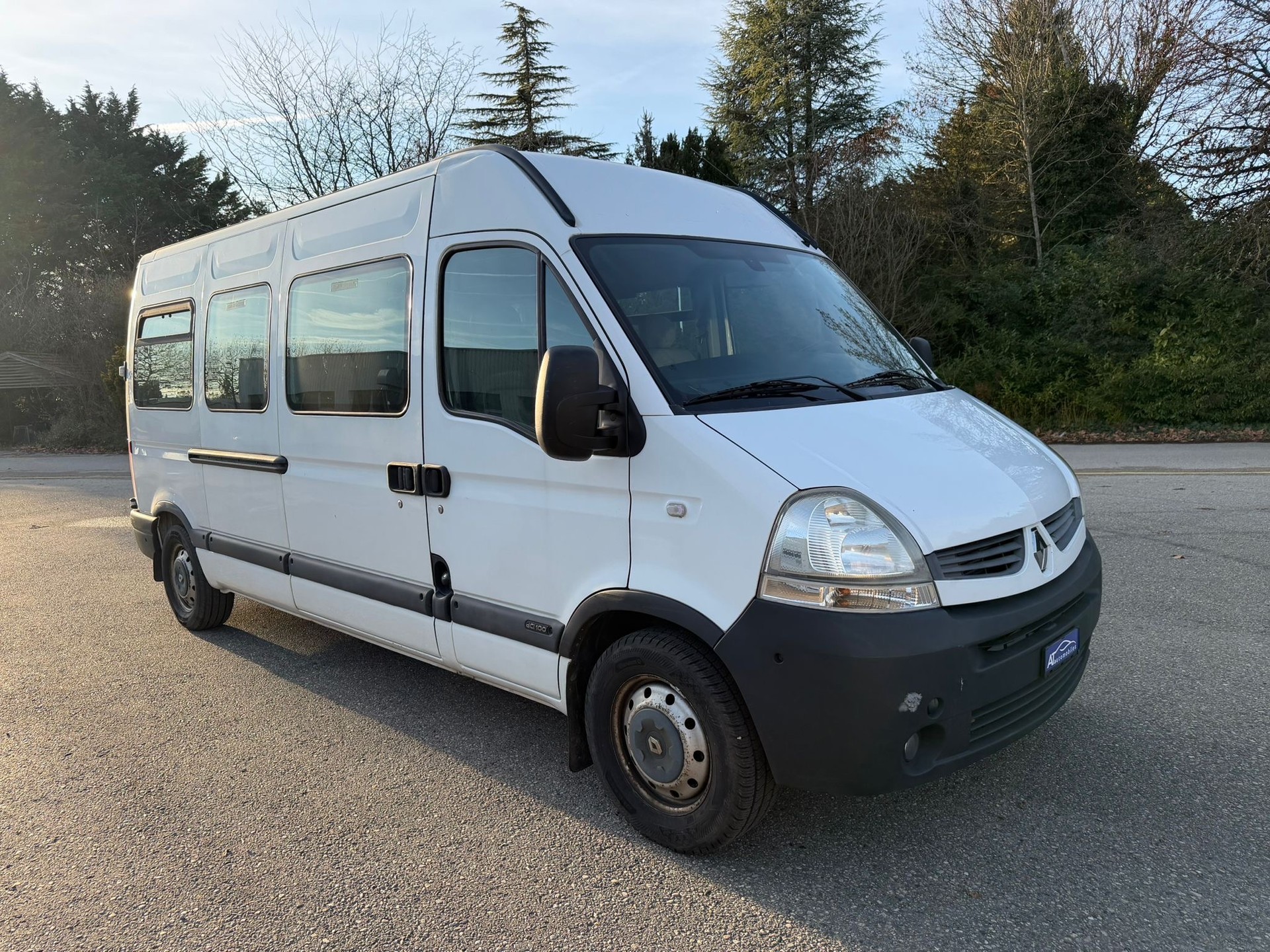 RENAULT Master T39 2.5dCi L3H2-image-2