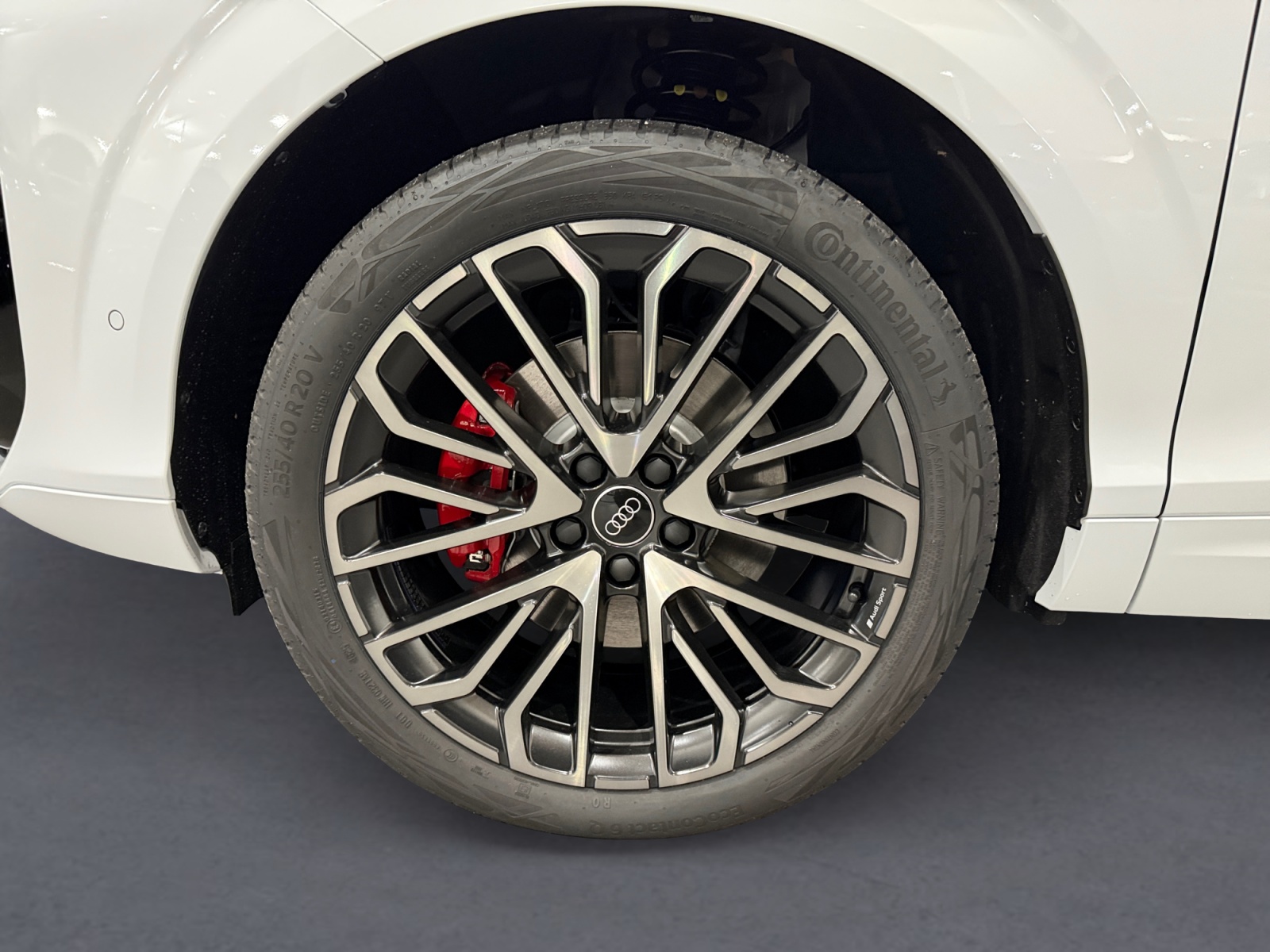 AUDI Q3 SUV TFSI quattro 195 kW S tronic-image-10
