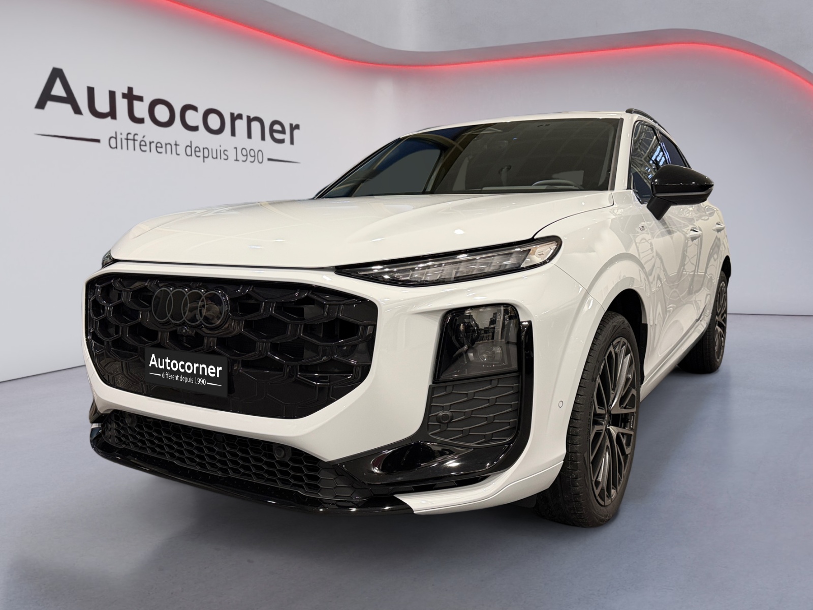 AUDI Q3 SUV TFSI quattro 195 kW S tronic-image-1