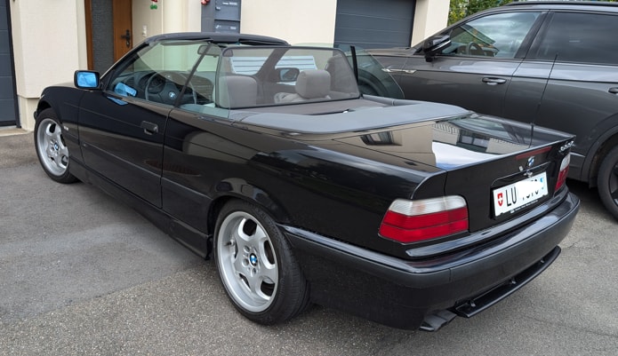 BMW 325-image-1