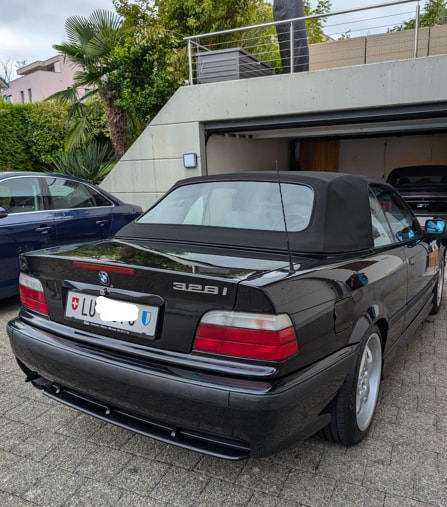 BMW 325-image-9