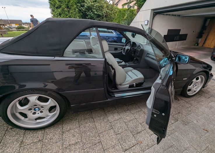 BMW 325-image-10