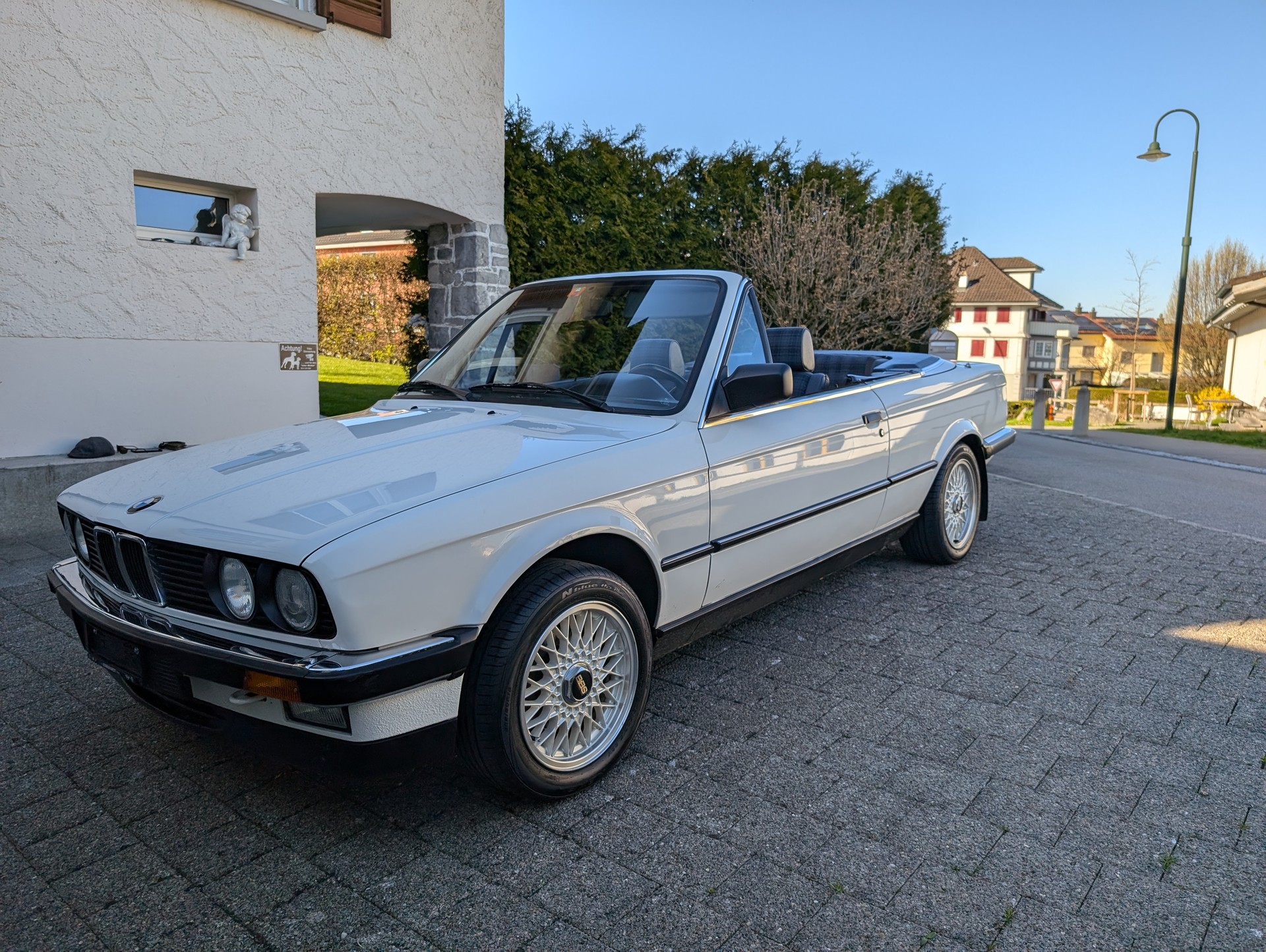 BMW 325i A Cabrio