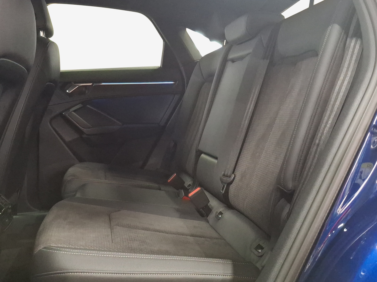 AUDI Q3 Sportback 35 TFSI S line Attraction S-tronic-image-11