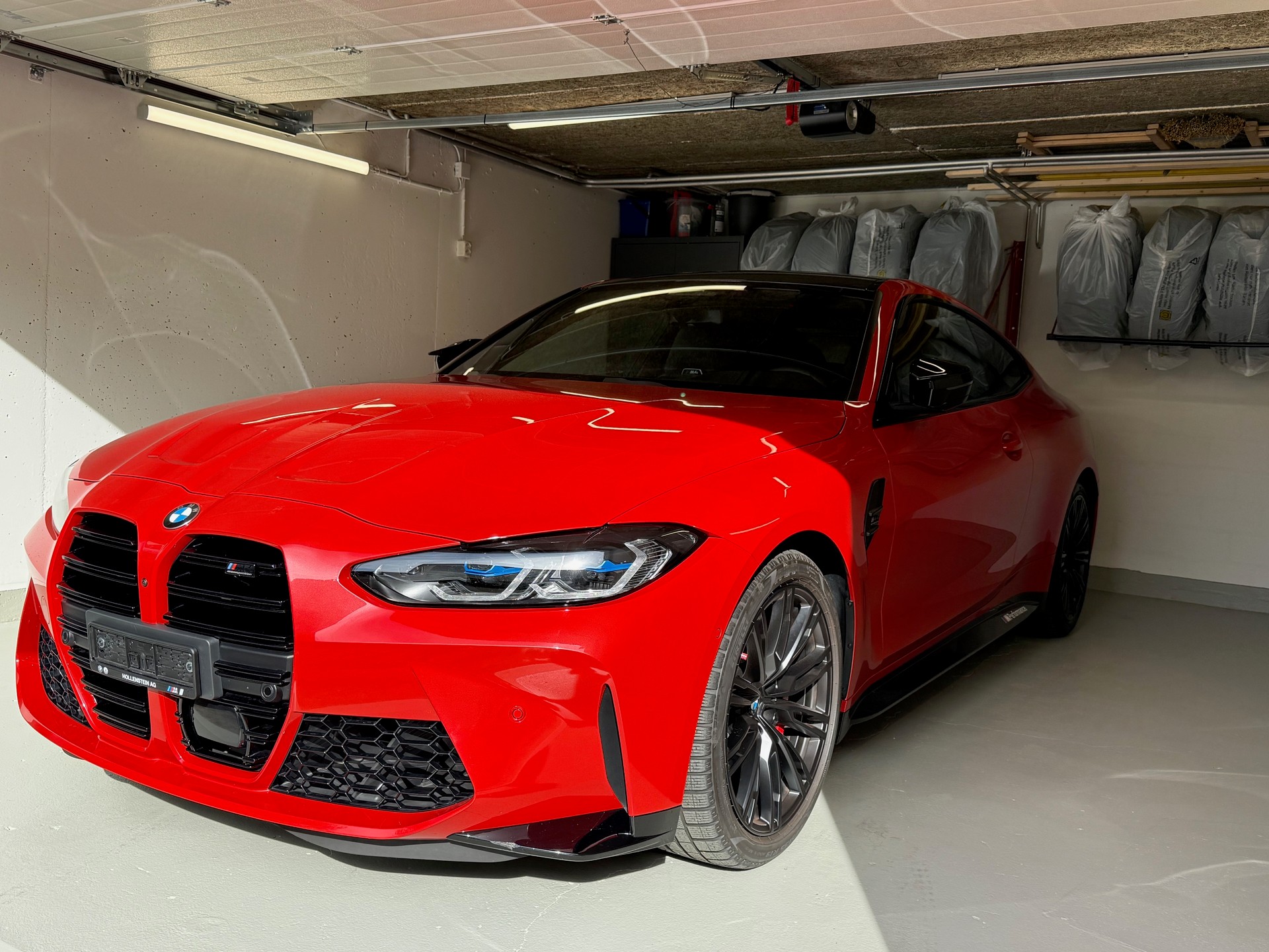 BMW M4 Coupé Competition M xDrive-image-1