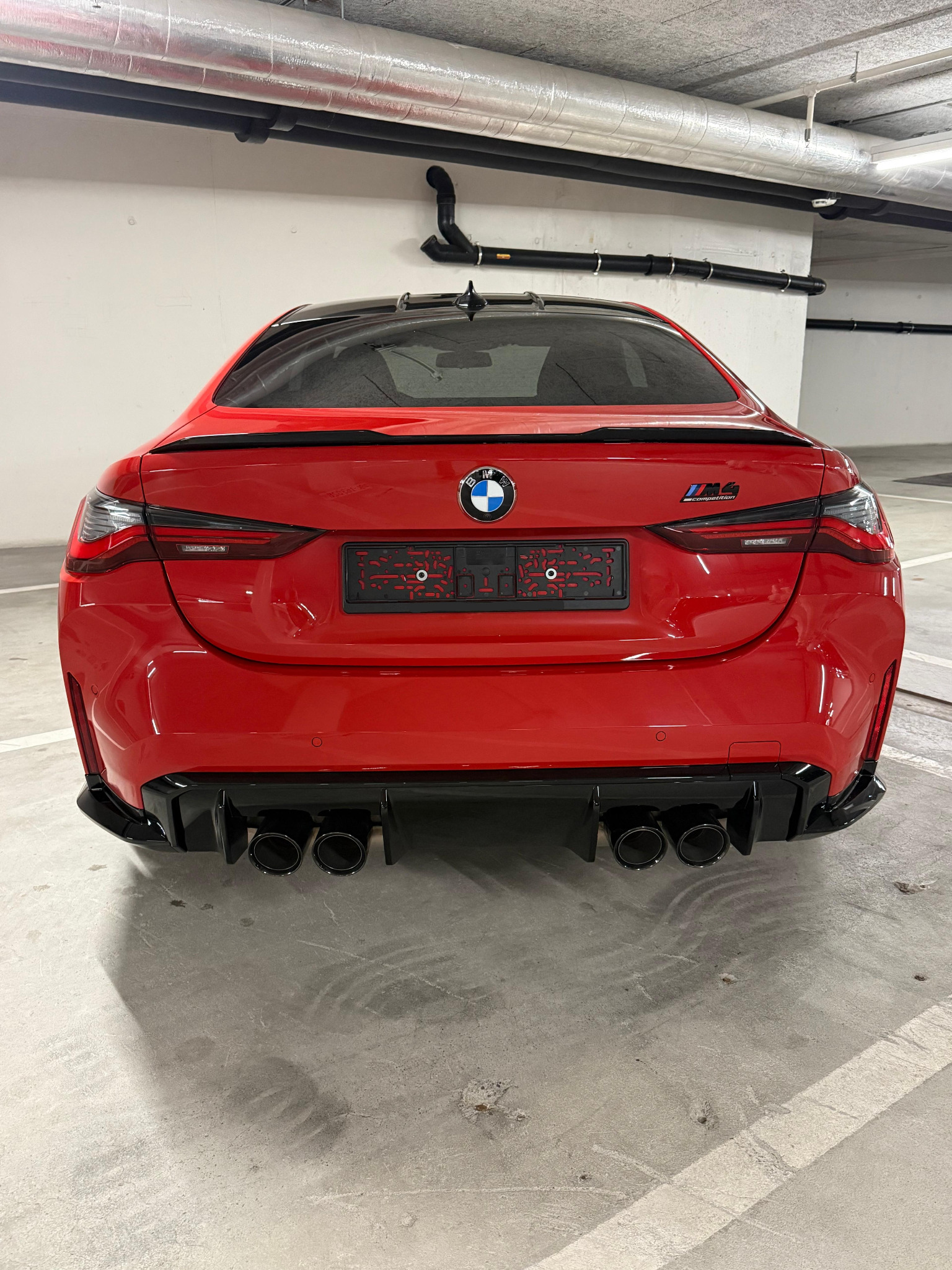 BMW M4 Coupé Competition M xDrive-image-4