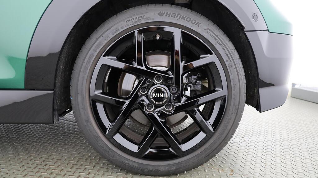 MINI Cooper Cabrio S-image-9