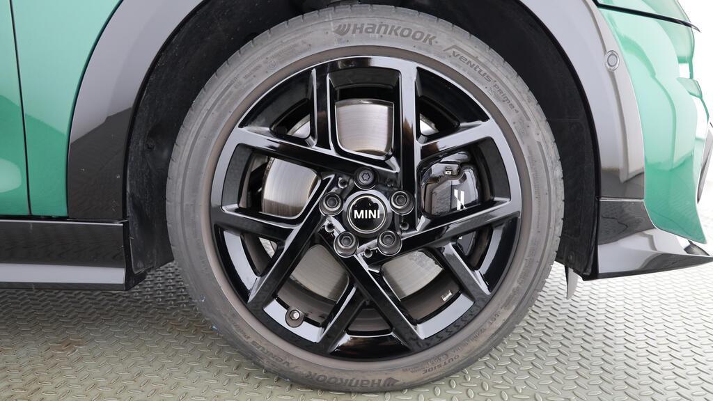 MINI Cooper Cabrio S-image-10