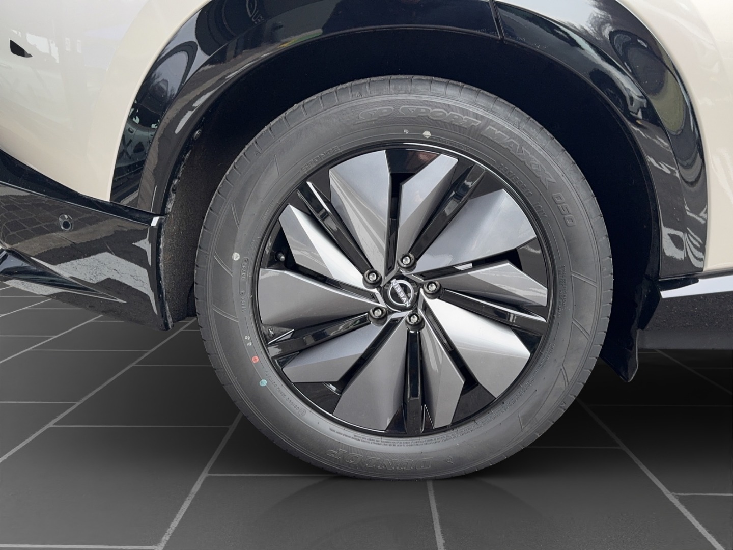 NISSAN Ariya 87 kWh Evolve Allrad-image-5